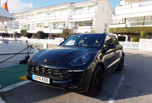 Porsche 95B Macan GTS