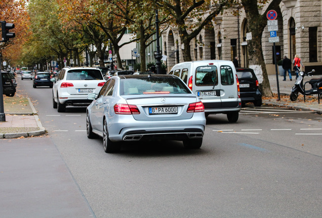 Mercedes-Benz E 63 AMG S W212