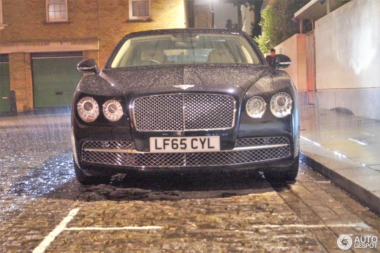 Bentley Flying Spur V8