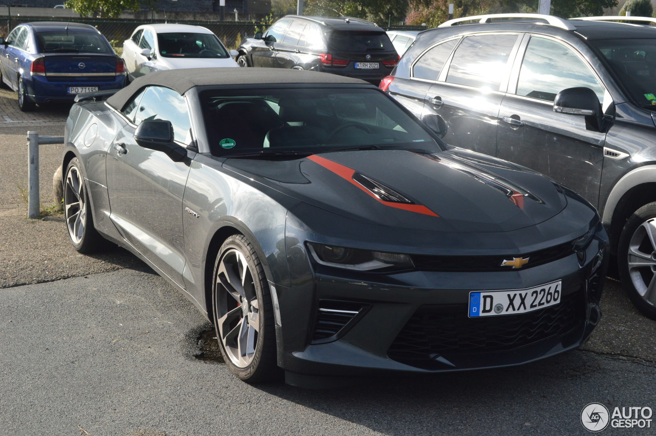 Chevrolet Camaro SS Convertible 2016 50th Anniversary