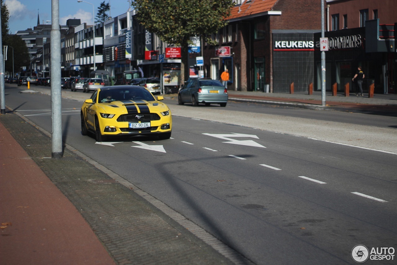 Ford Mustang GT 2015