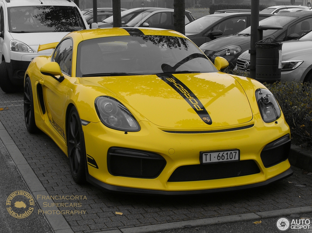 Porsche 981 Cayman GT4