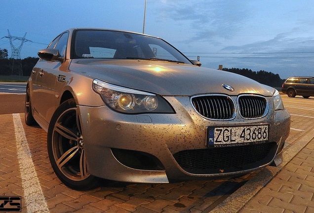 BMW M5 E60 2007