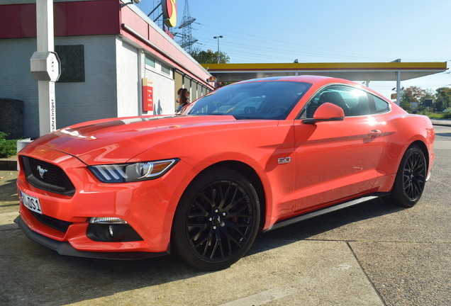 Ford Mustang GT 2015