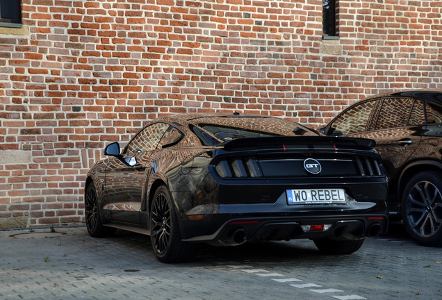 Ford Mustang GT 2015