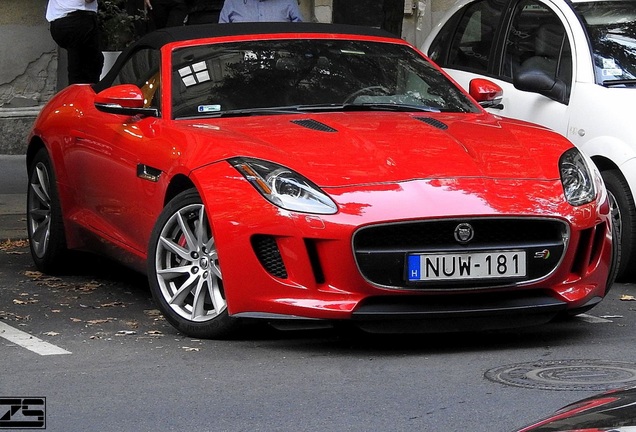 Jaguar F-TYPE S Convertible