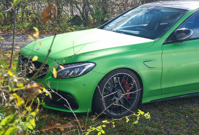 Mercedes-AMG C 63 S W205