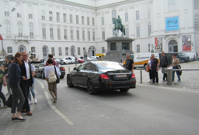 Mercedes-AMG E 63 S W213