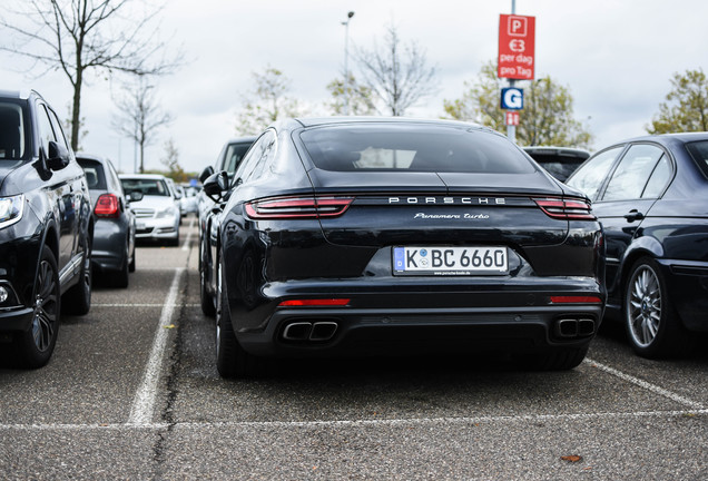 Porsche 971 Panamera Turbo