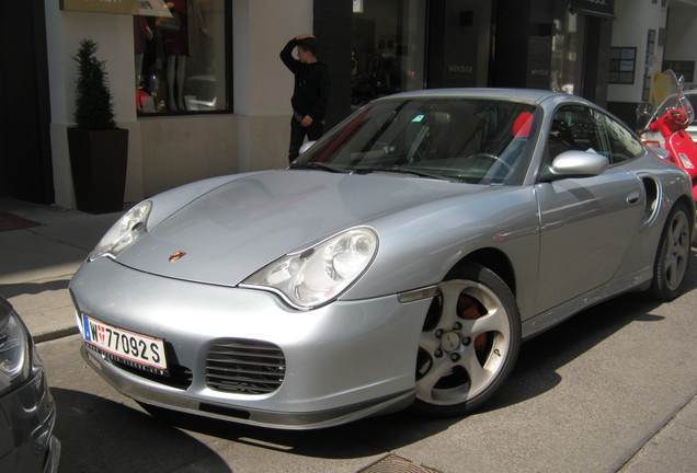 Porsche 996 Turbo