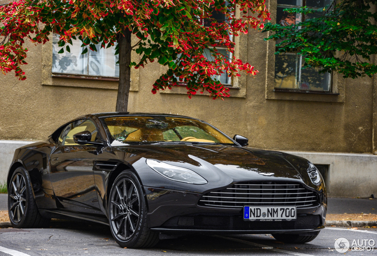 Aston Martin DB11