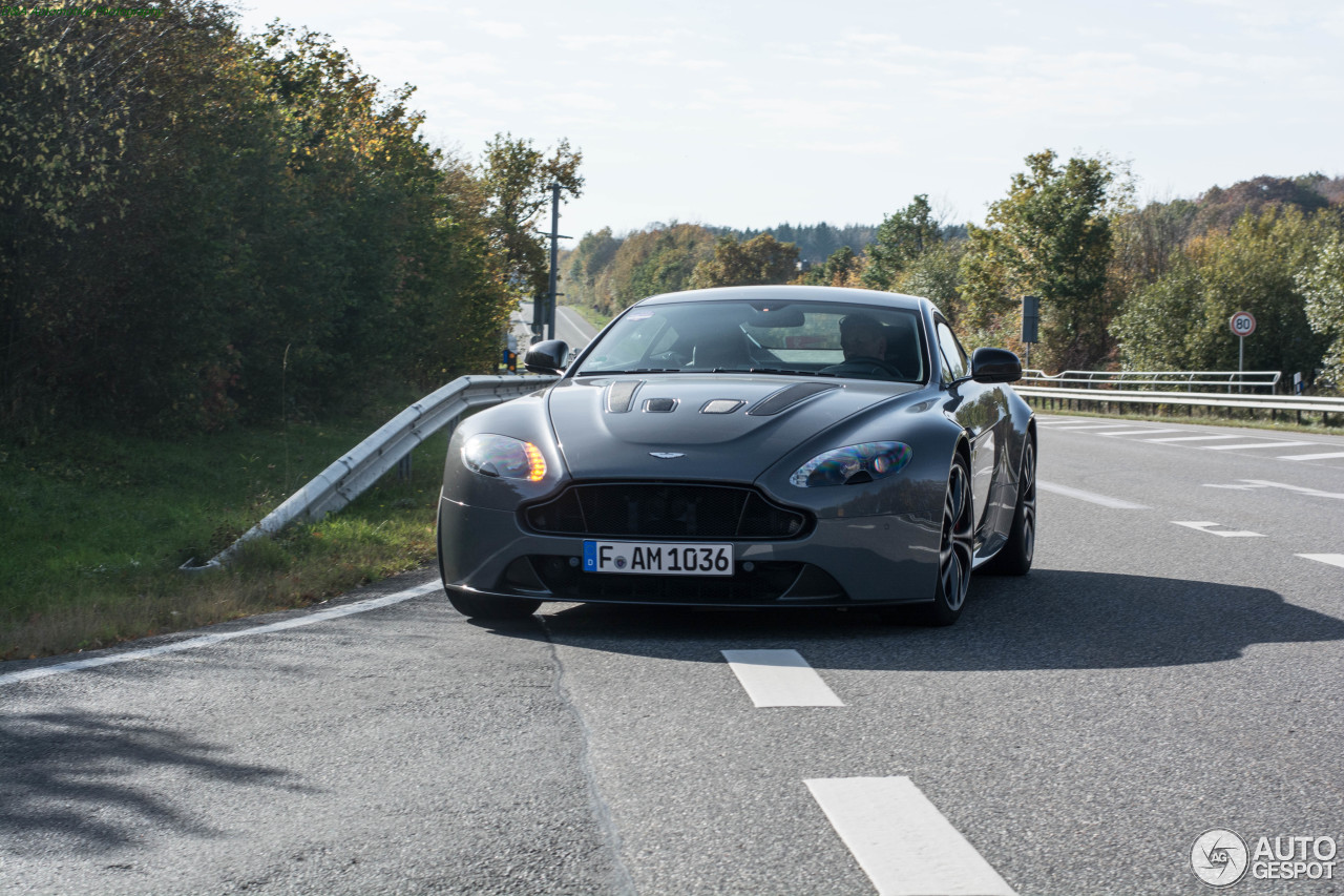 Aston Martin V12 Vantage S