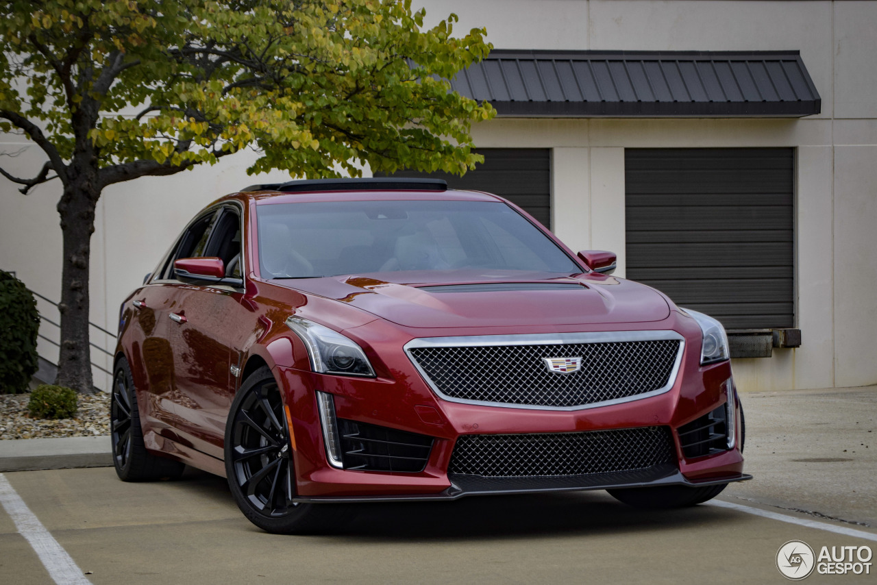 Cadillac CTS-V 2015