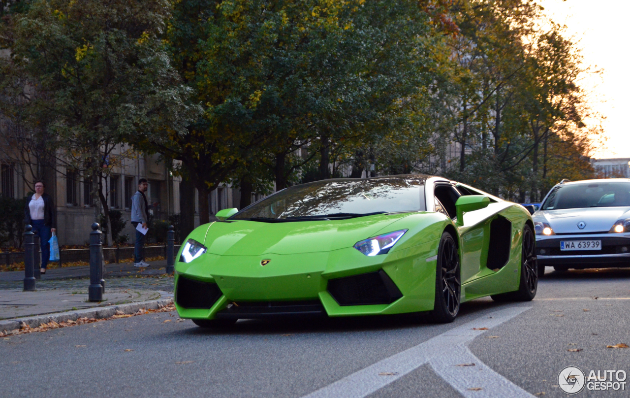 Lamborghini Aventador LP700-4 Roadster