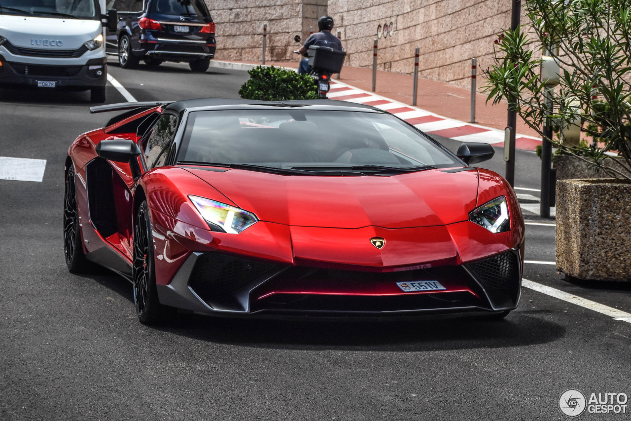 Lamborghini Aventador LP750-4 SuperVeloce Roadster