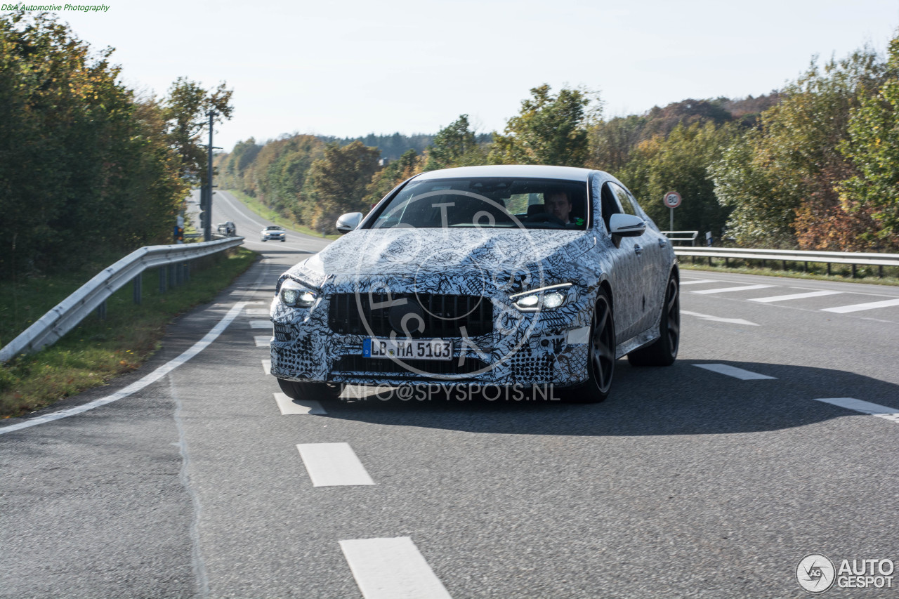 Mercedes-AMG GT 63 X290