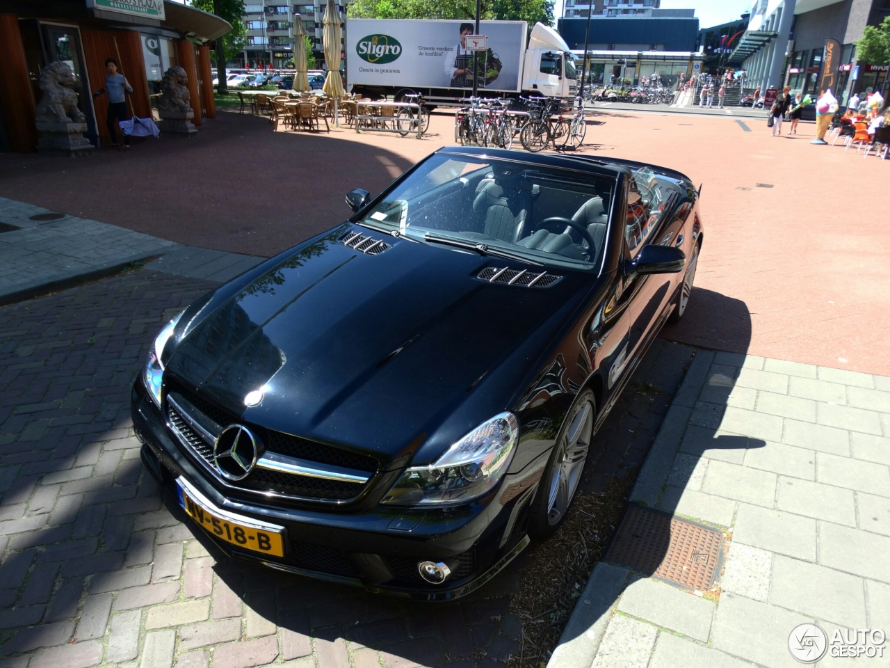 Mercedes-Benz SL 63 AMG