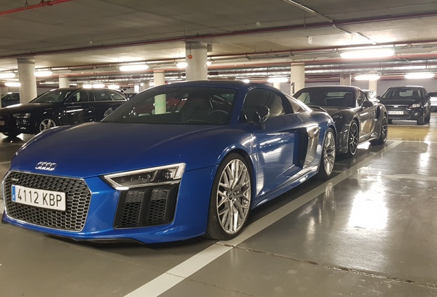 Audi R8 V10 Plus 2015