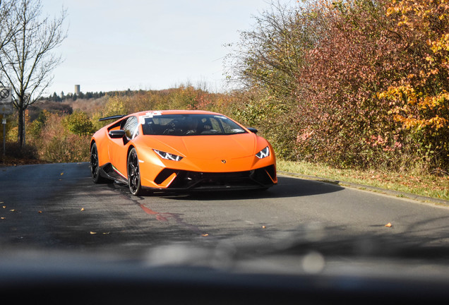 Lamborghini Huracán LP640-4 Performante