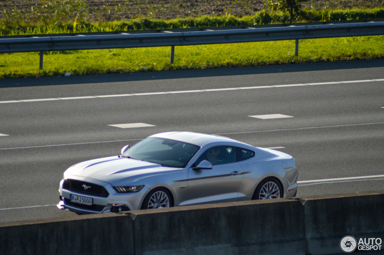 Ford Mustang GT 2015