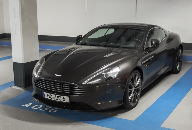 Aston Martin Virage 2011