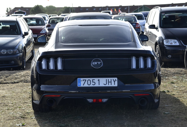 Ford Mustang GT 2015