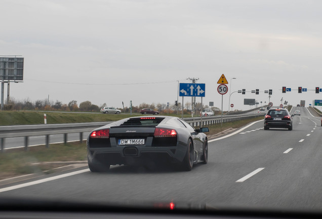 Lamborghini Murciélago LP640