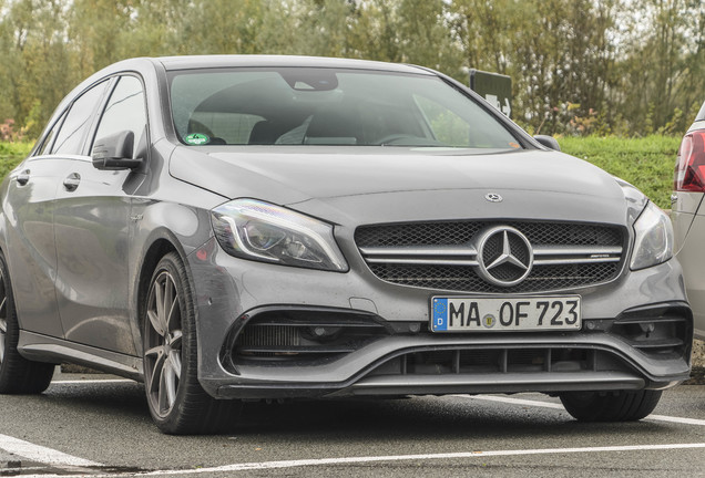 Mercedes-AMG A 45 W176 2015