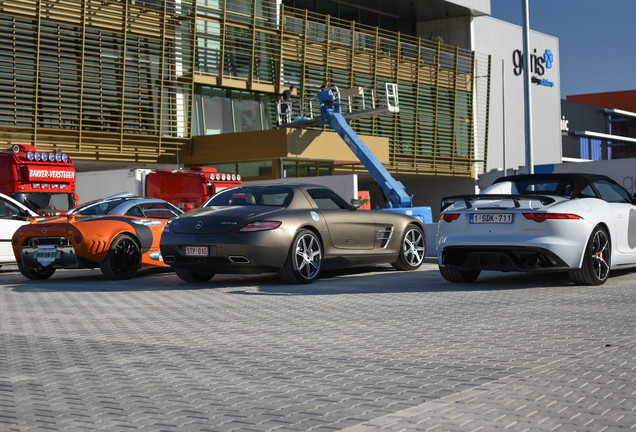 Mercedes-Benz SLS AMG