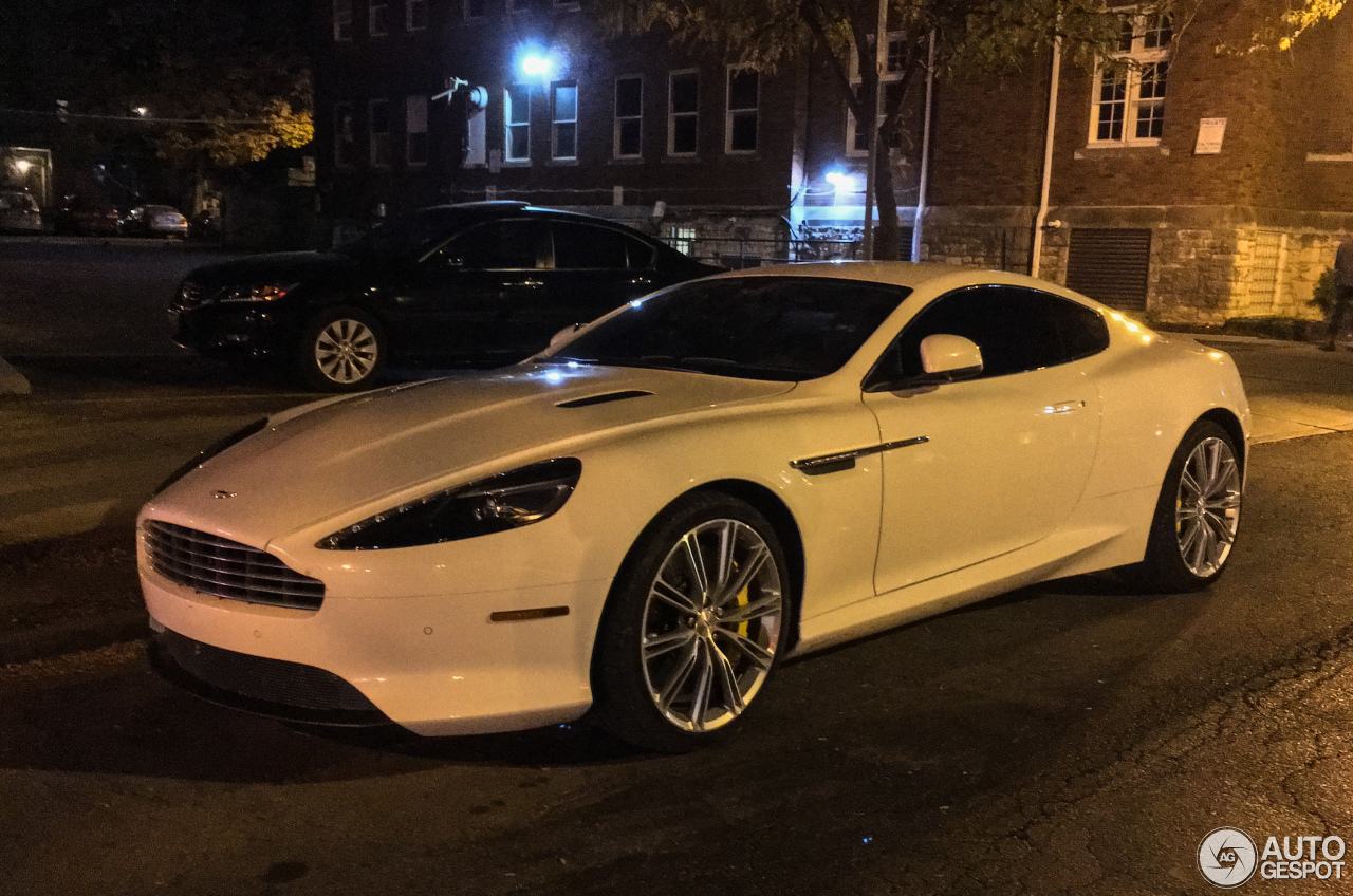 Aston Martin DB9 2013