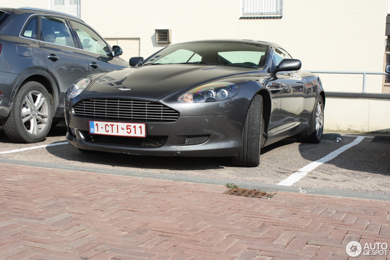 Aston Martin DB9