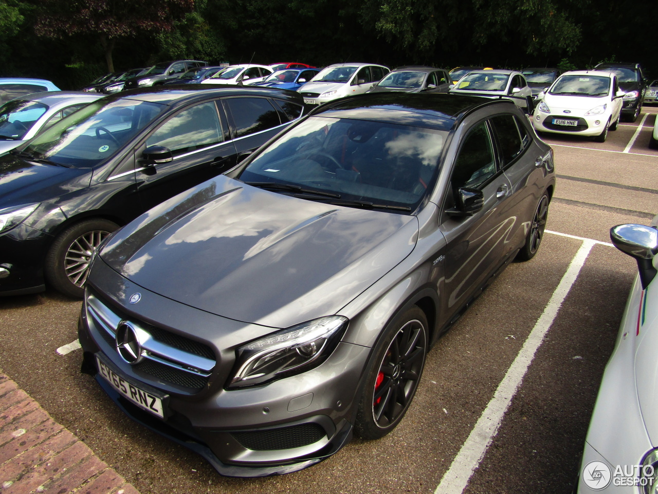 Mercedes-Benz GLA 45 AMG X156