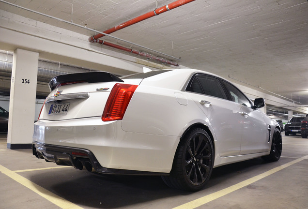 Cadillac CTS-V 2015