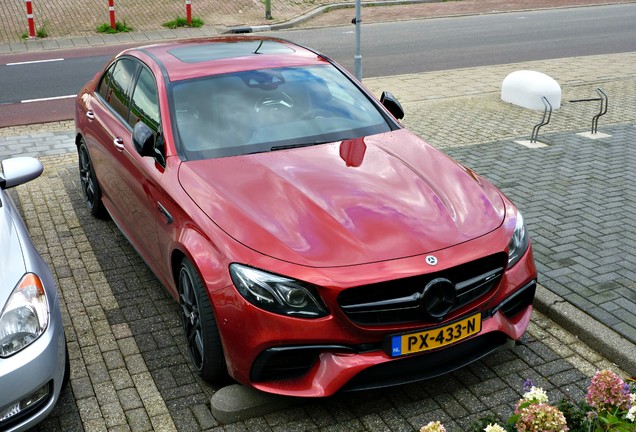 Mercedes-AMG E 63 S W213