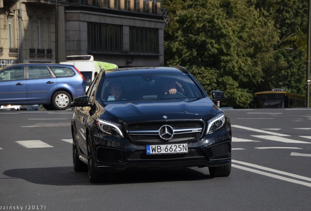 Mercedes-AMG GLA 45 X156