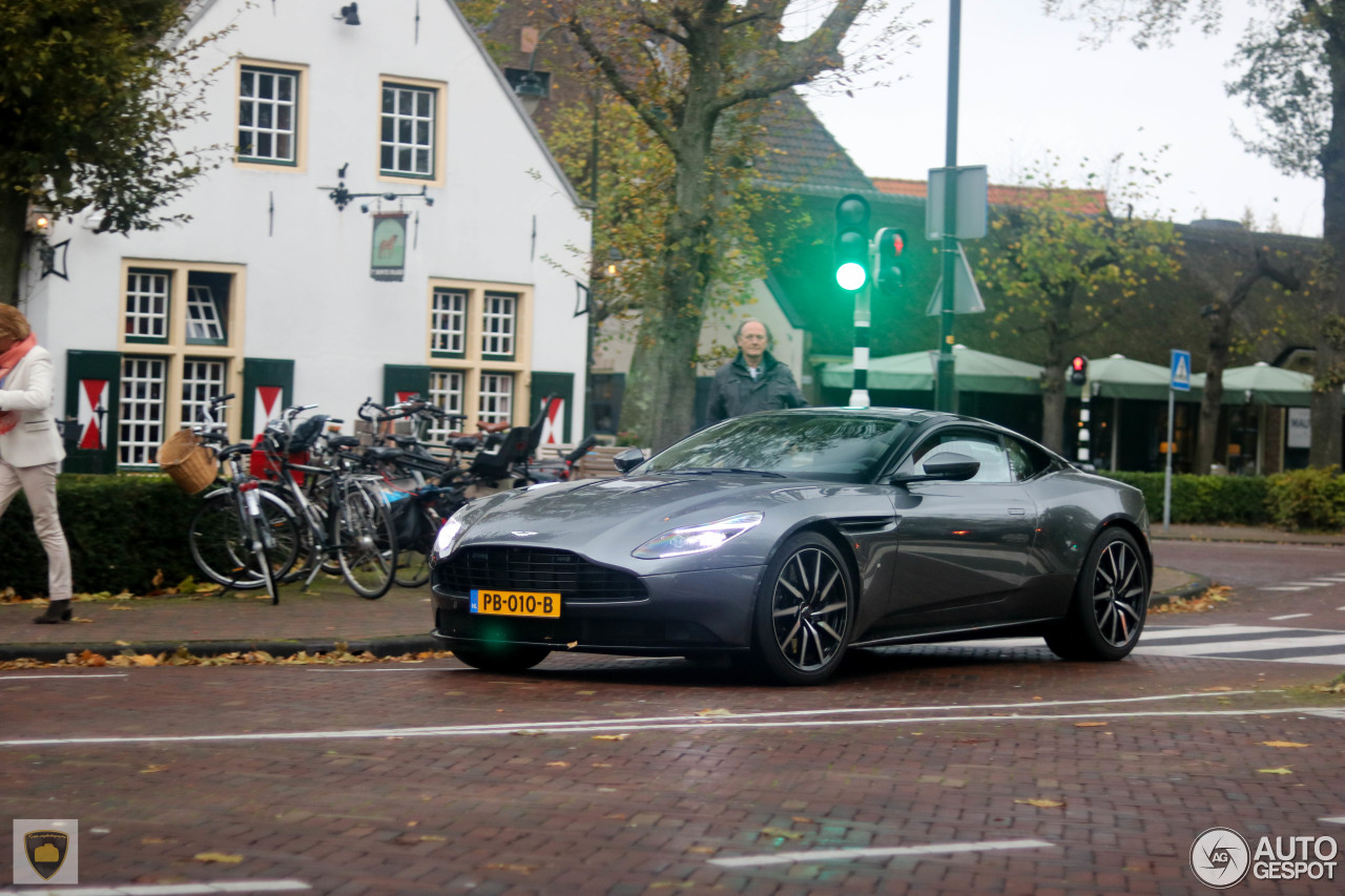 Aston Martin DB11