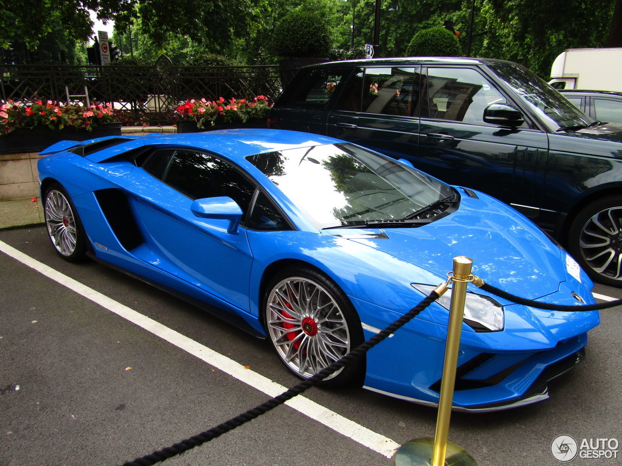 Lamborghini Aventador S LP740-4