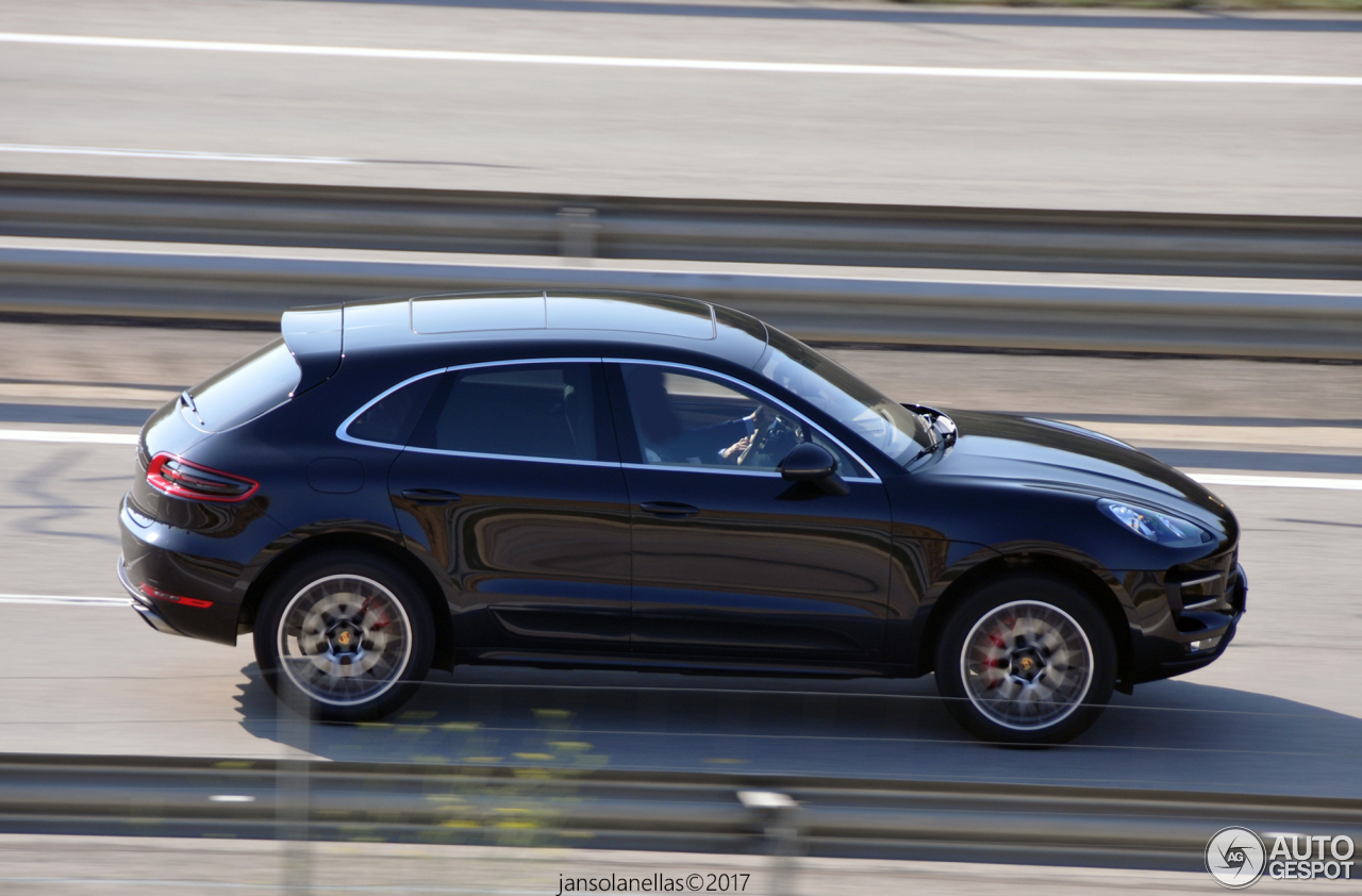 Porsche 95B Macan Turbo