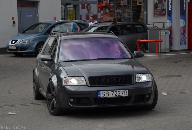 Audi RS6 Avant C5