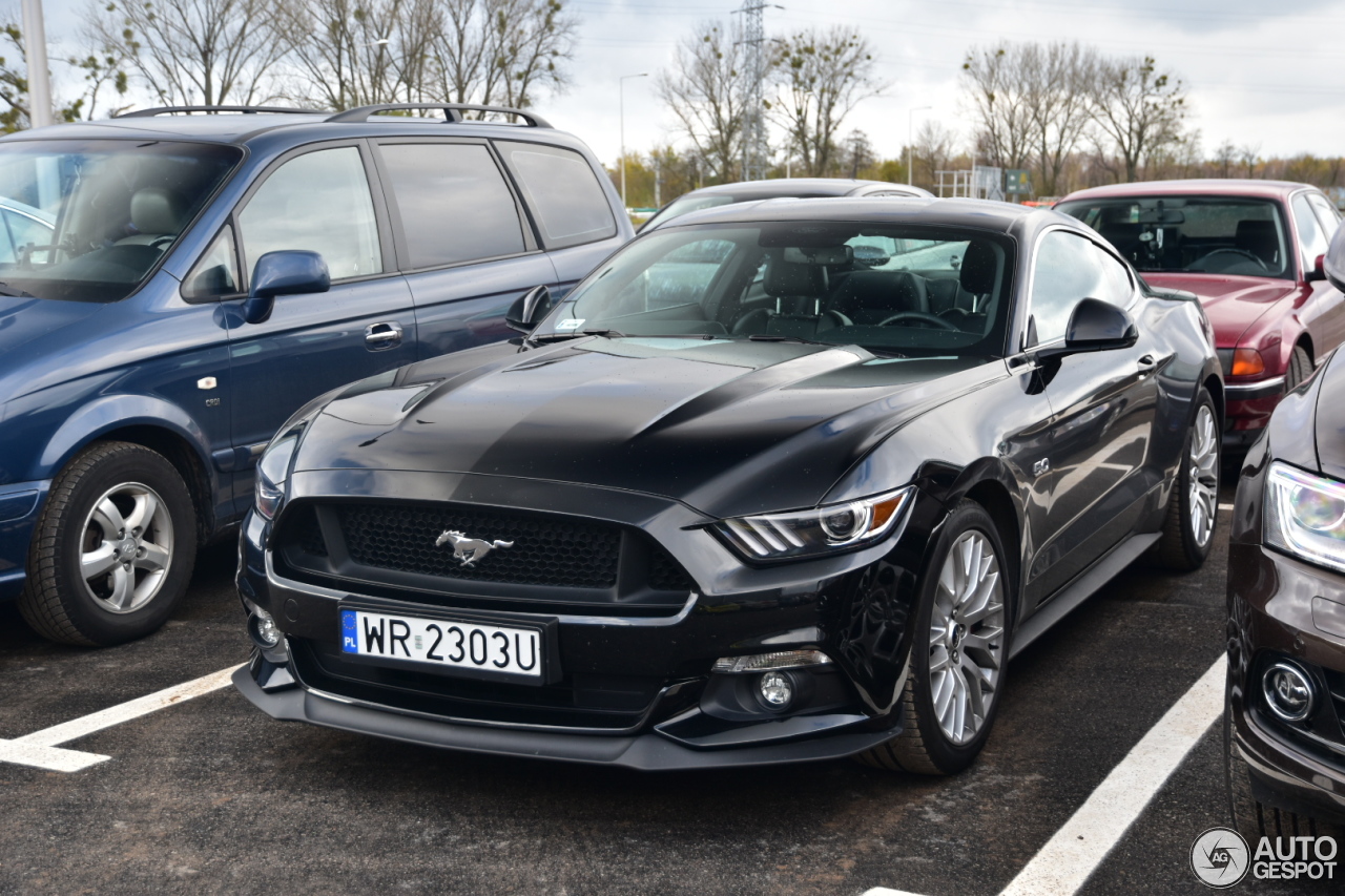 Ford Mustang GT 2015