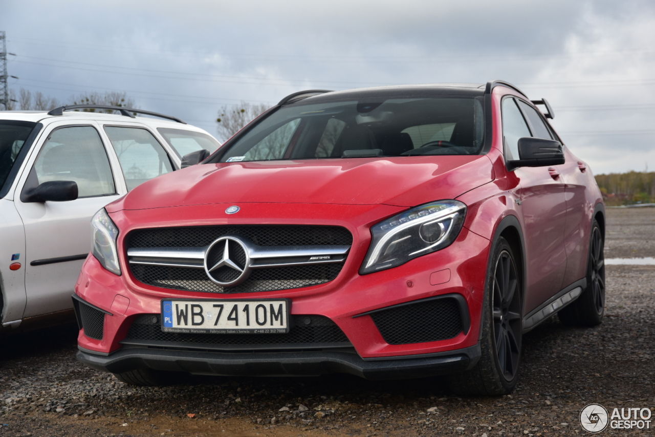 Mercedes-AMG GLA 45 X156