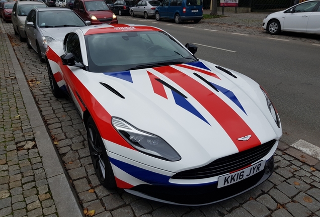 Aston Martin DB11