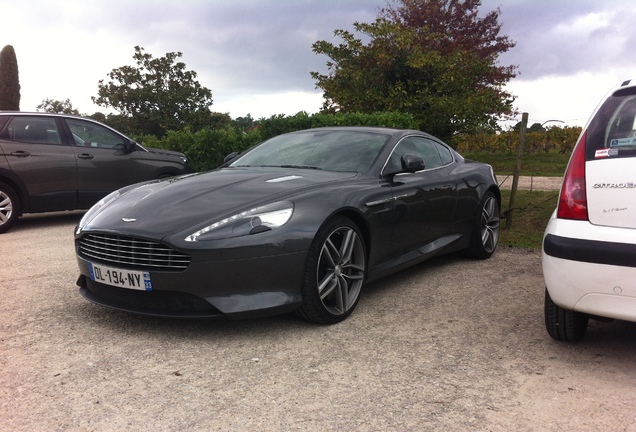 Aston Martin DB9 2013