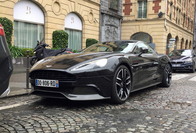 Aston Martin Vanquish 2013