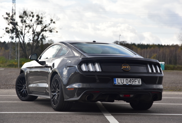 Ford Mustang GT 2015