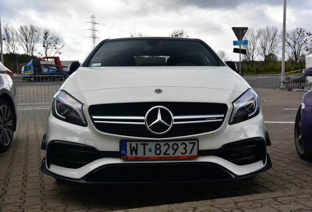 Mercedes-AMG A 45 W176 2015