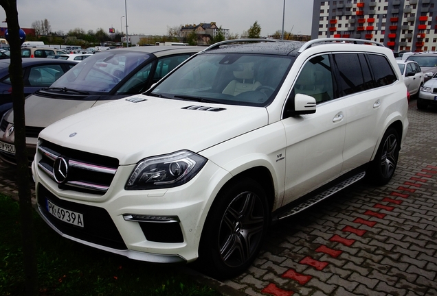 Mercedes-Benz GL 63 AMG X166