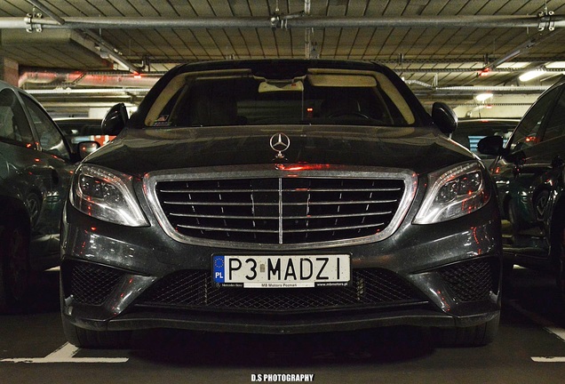 Mercedes-Benz S 63 AMG V222