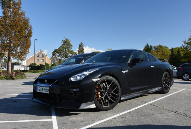 Nissan GT-R 2017