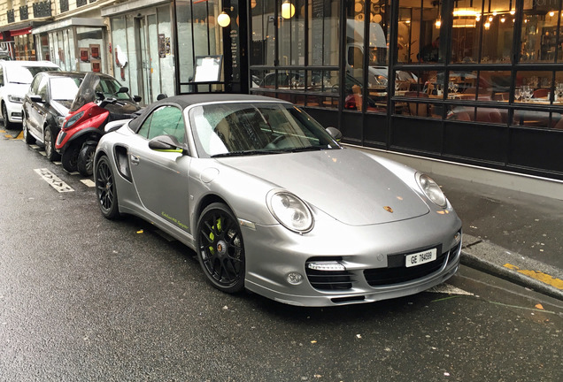 Porsche 997 Turbo S Cabriolet 918 Spyder Edition